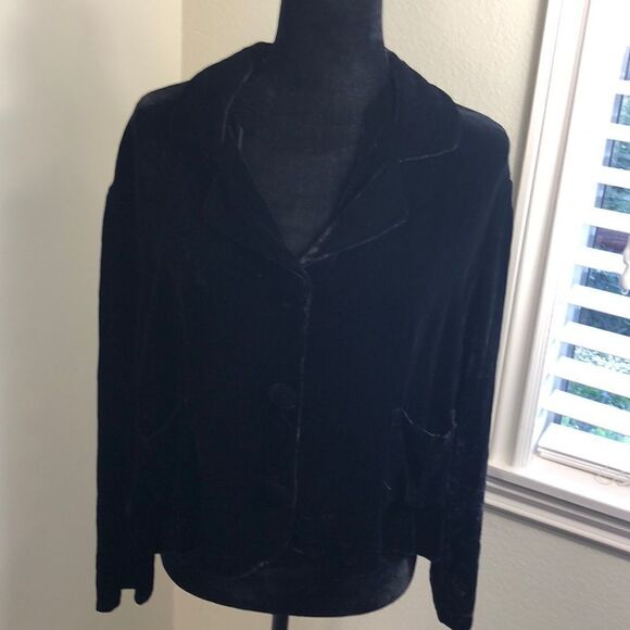 Johanne Beck - Jenny Helen line - Picture 1 of 2